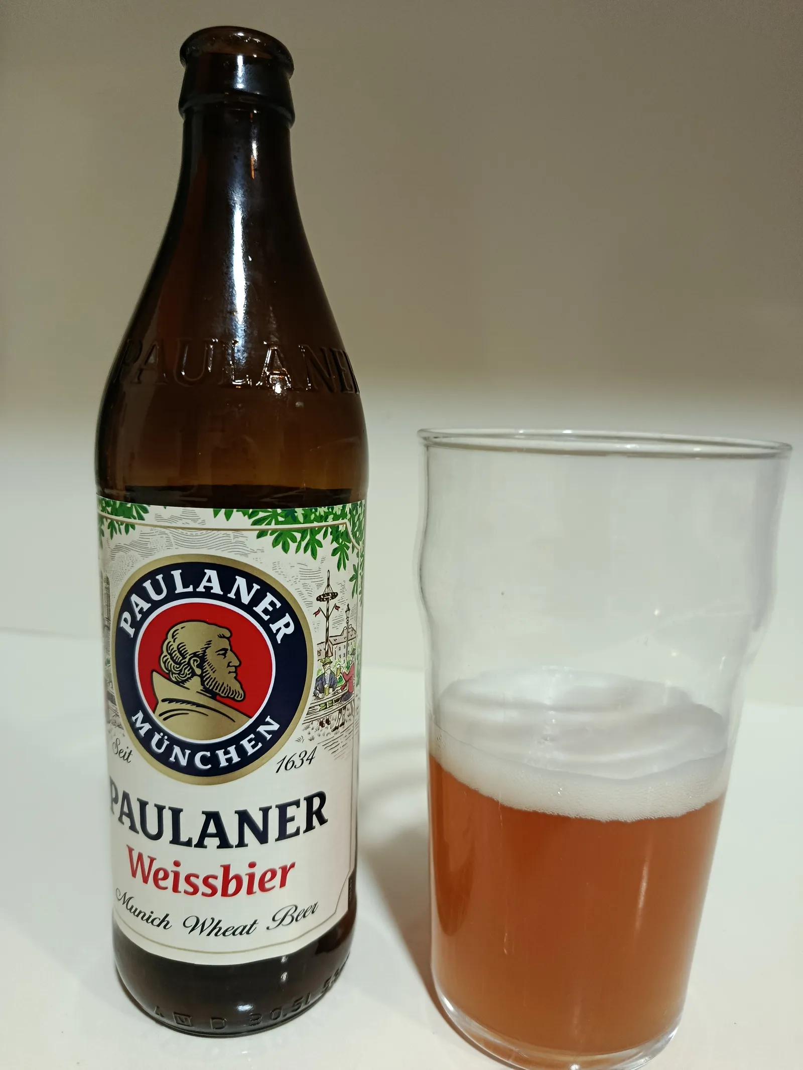 Paulaner Weissbier, tastada a Casa meva, Avià (Catalunya) · Avià
