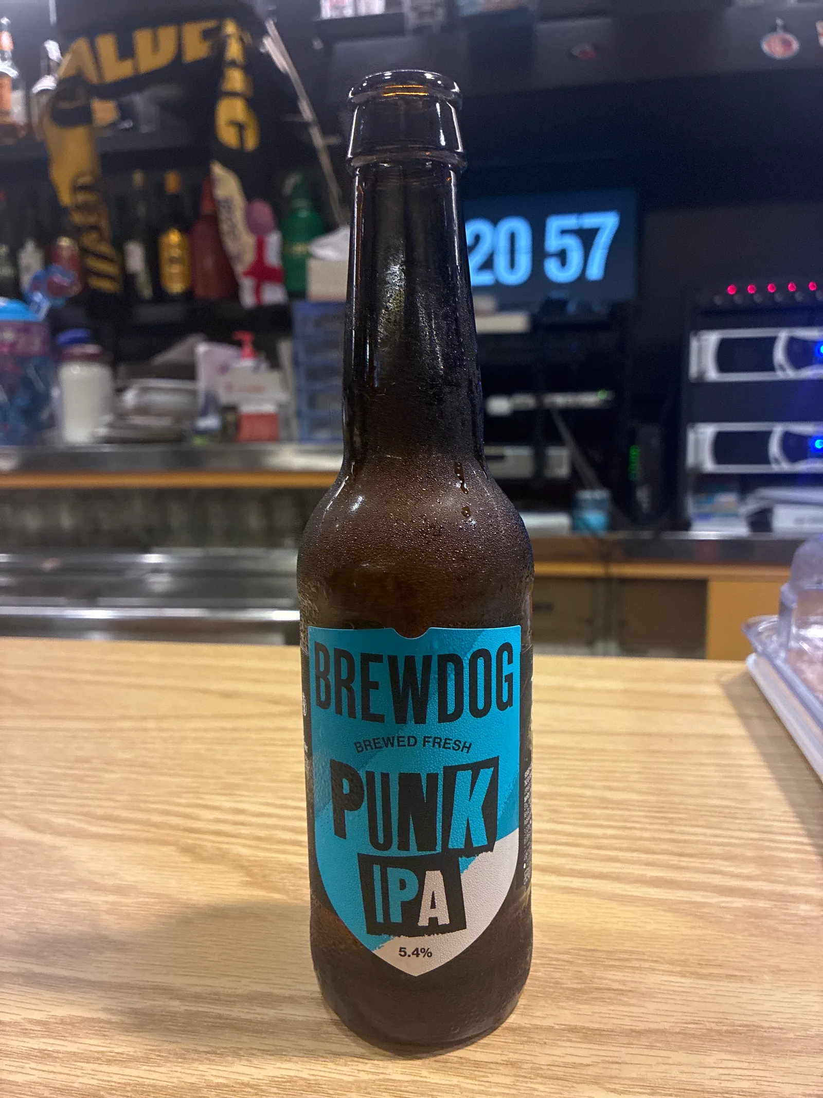 Punk Ipa, tastada a Cal Negre · Berga