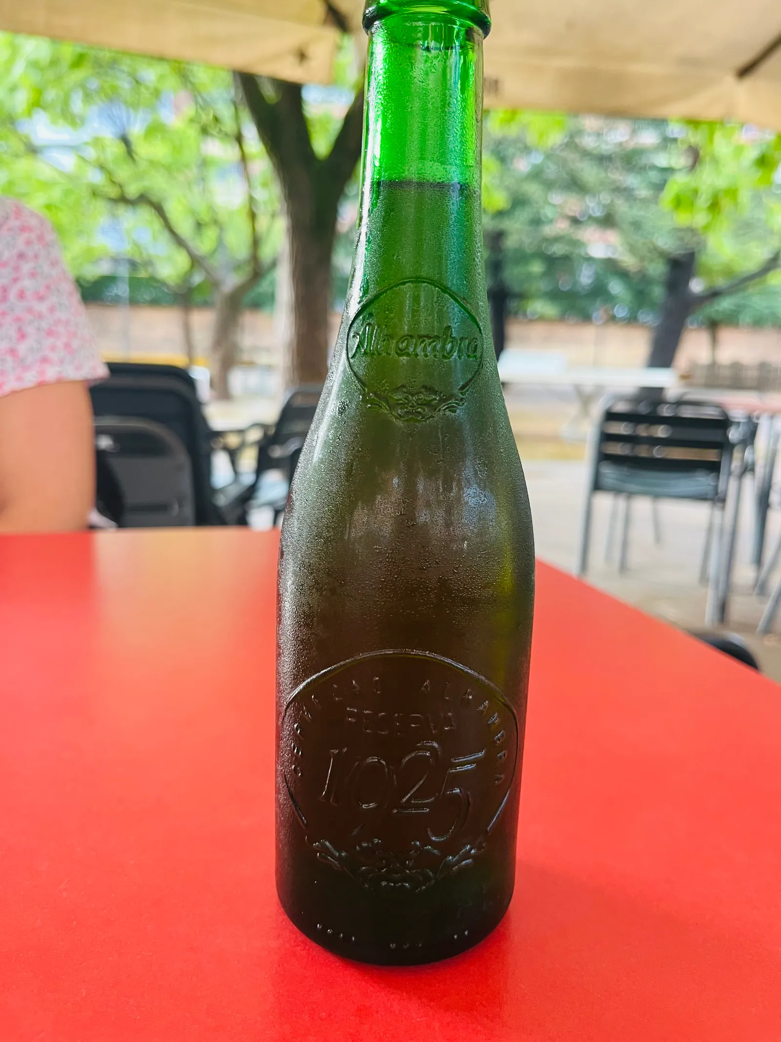 Alhambra verda, tastada a Rosberg · Berga