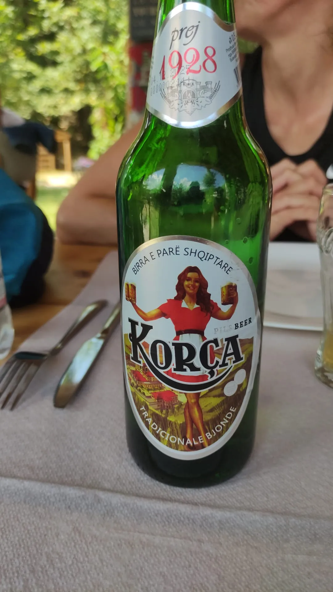 Korça, tastada a Tirana